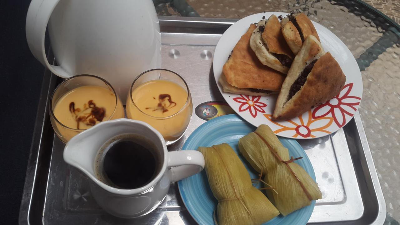 Bed and Breakfast Don Alejandro Trujillo Esterno foto